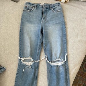 Abercrombie & Fitch Ankle Straight High Rise Jeans